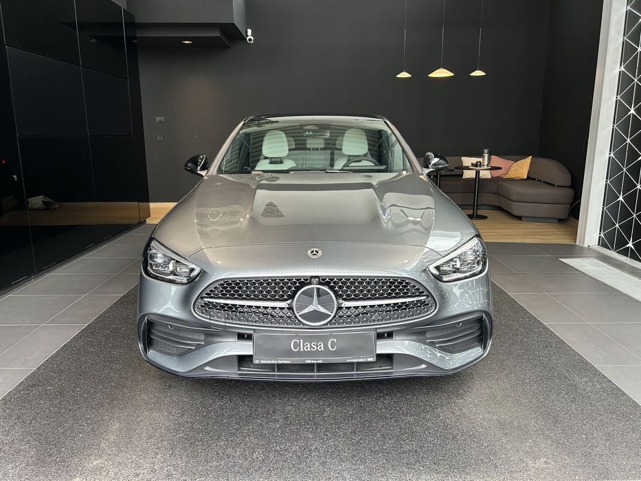 Mercedes-Benz C Mercedes Benz C300 4MATIC - Autotursim nou