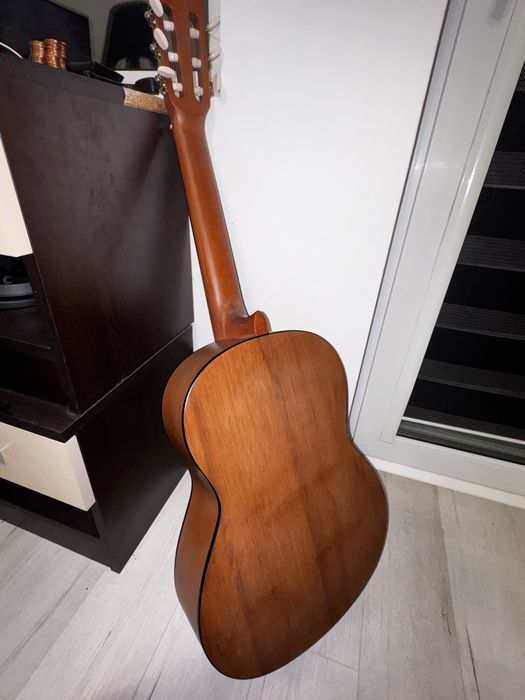 Китара YAMAHA C30M