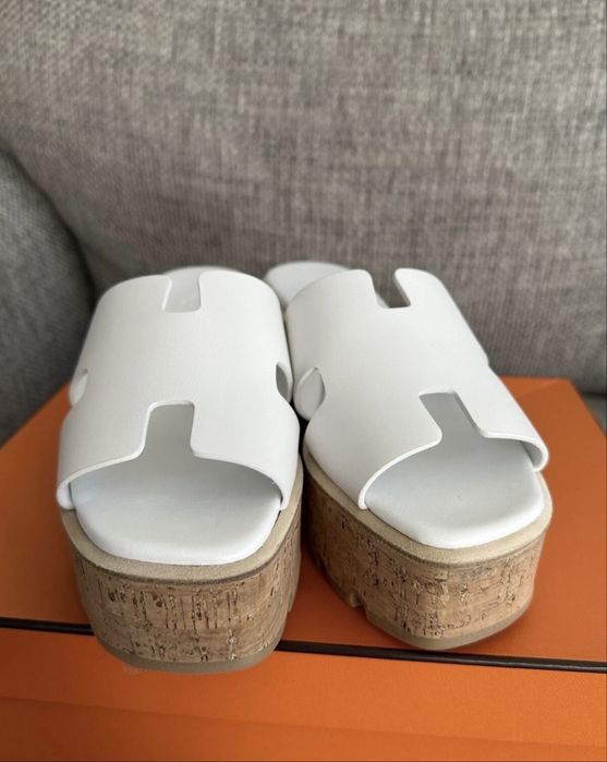 Hermes platform чехли