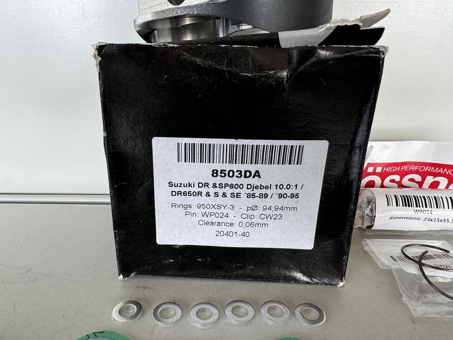 Бутало с Гарнитури Suzuki DR600/DJEBEL-85-89  /DR650/DR650R 90-95