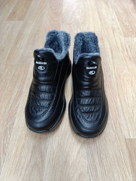 Кроссовки мужские