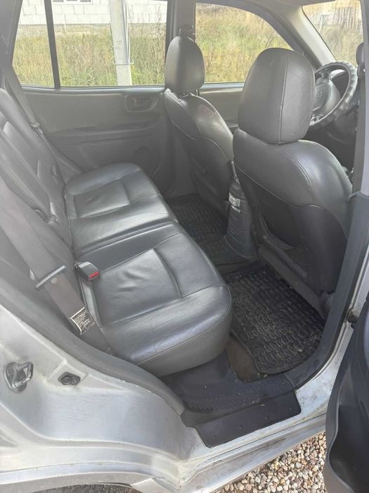 Hyundai Santa Fe.