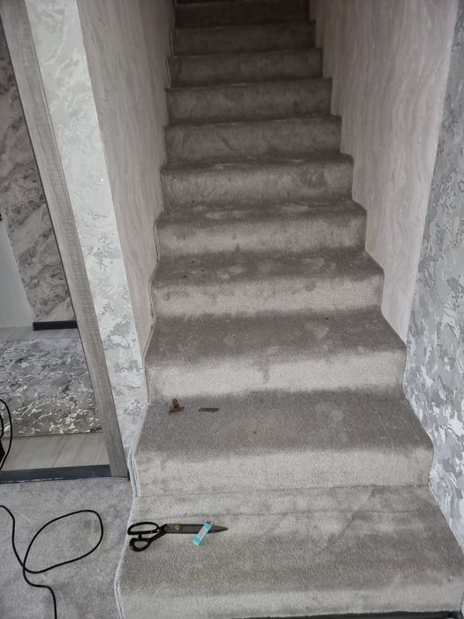 Gilam kesish tikish