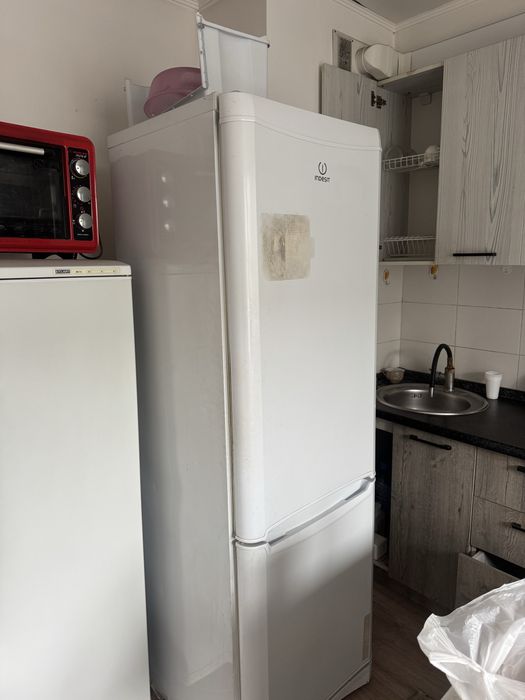 Холодильник б/у