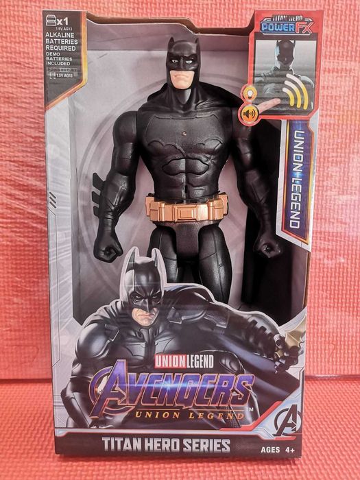 Фигура Батман Avengers с подвижни крайници и наметало
