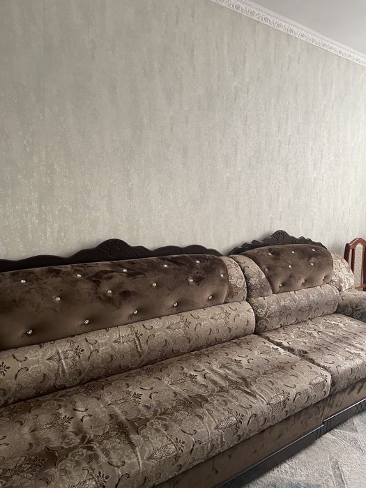 Диван для зала