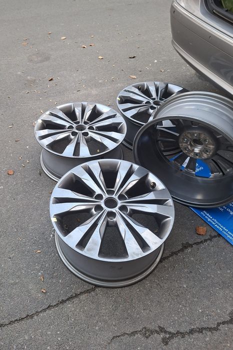 18" Mercedes X class w470 / Nissan Navara 2017+