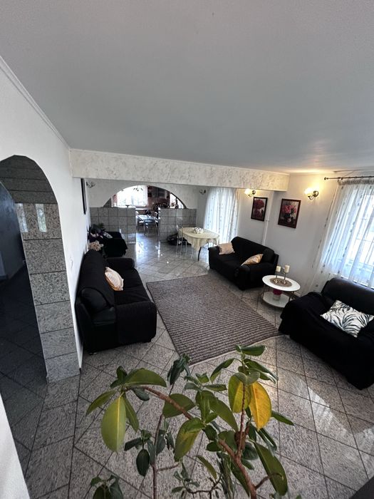 Casa de vanzare 492mp sup. utila, terent 2450mp- Ostroveni, Rm Valcea