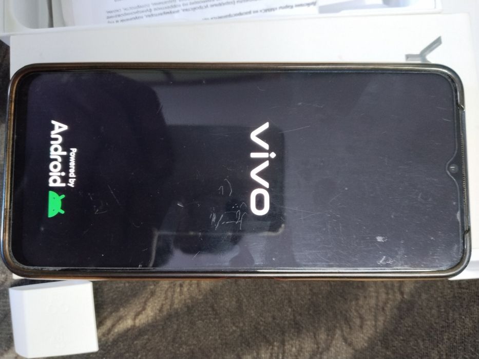 Vivo Y35  мобильный телефон