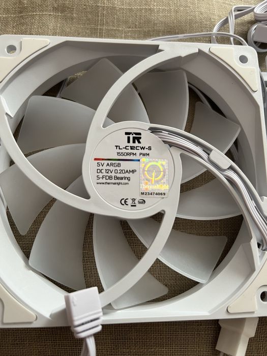 Thermalright TL-C12CW-S X3 – set 3 ventilatoare PC 120mm ARGB albe