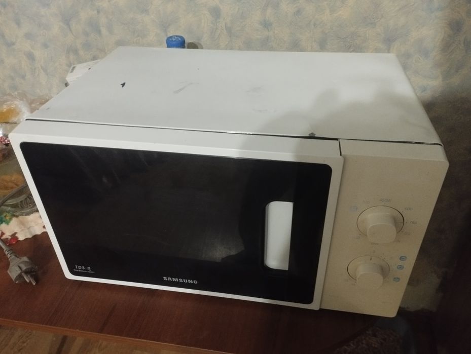 Микроволновка Samsung