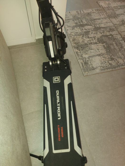 Vând trotineta 1000w