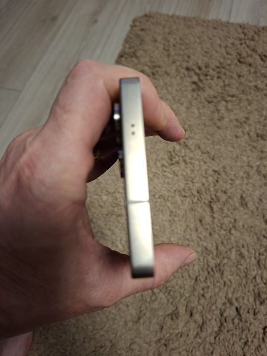 Vand telefon samsung s25 ultra