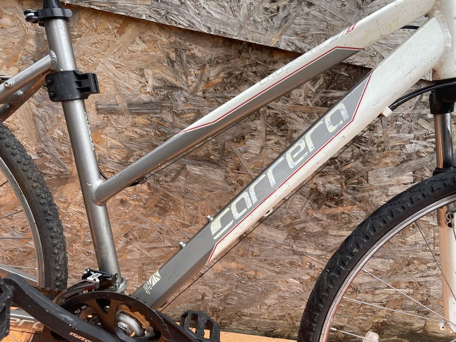 Bicicleta cadru dama carrera crossfire roti 28” cadru aluminiu