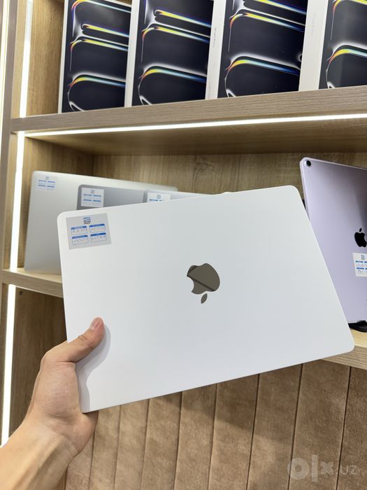 Macbook 13 Air M4 16/256 100% IDEAL Silver