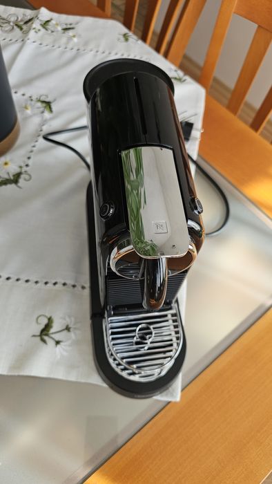 Кафемашина Делонги  Nespesso