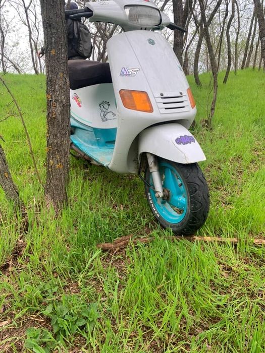 Vând scuter Piaggio Zip 80cc 2t