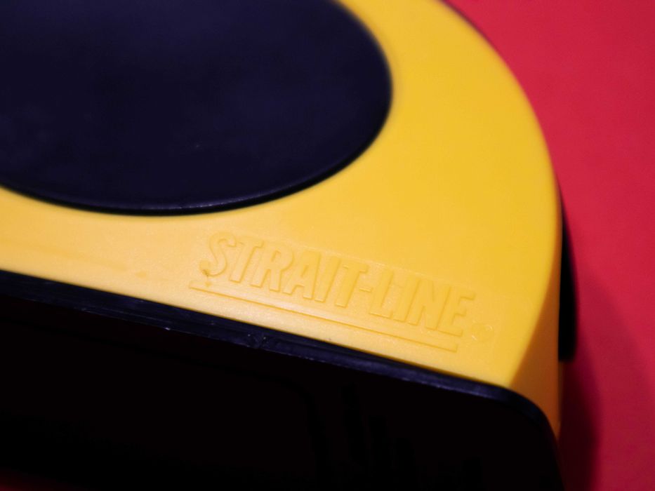 Strait-Line 64001 лазерен нивелир за точни линии строителство ремонт