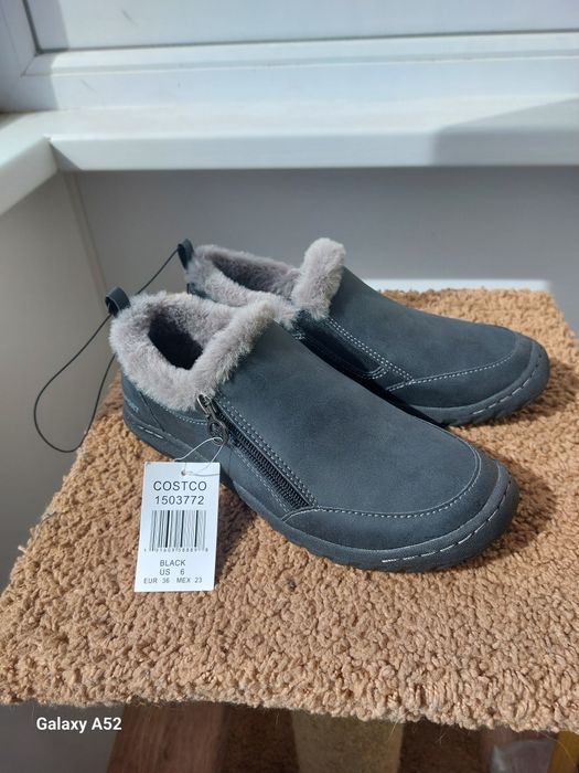 Продам новые ботиночки