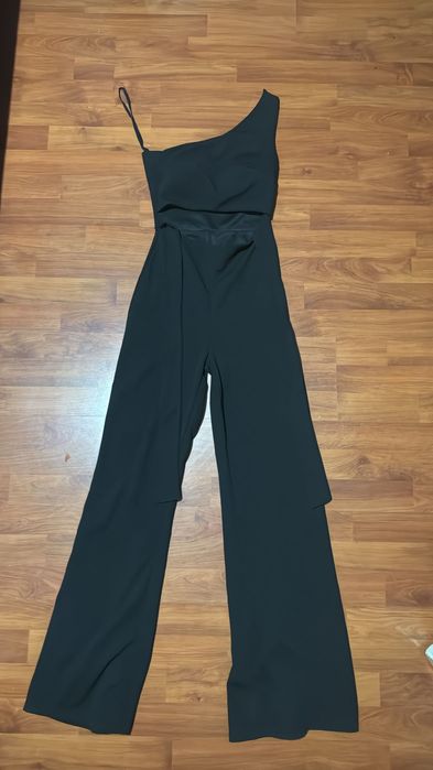 Дълъг гащеризон с едно рамо