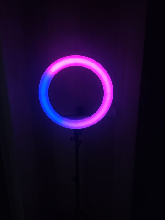 Селфи ледд ринг лампа с трипод , 210см, RGB, Диаметър 45см./18 инча,