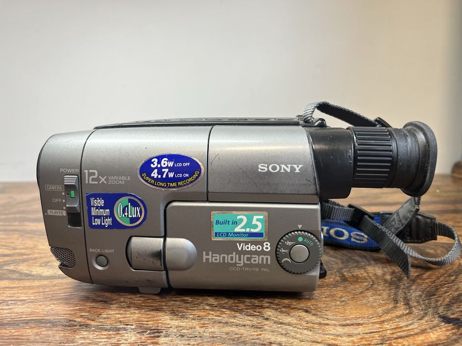 Sony Handycam CCD-TRV11E PAL
