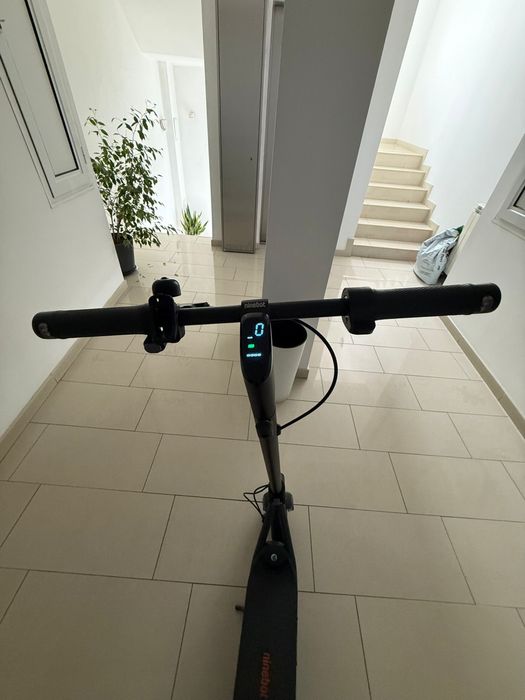 Vand  Trotineta Electrica Kick Scooter F2
