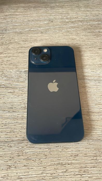 iPhone 13 Midnight