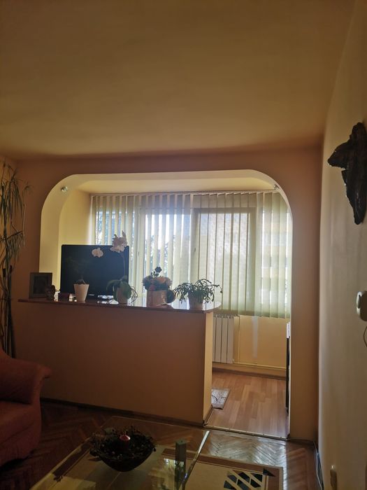Apartament de închiriat