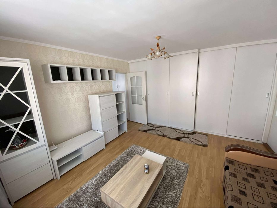 Apartament de inchiriat