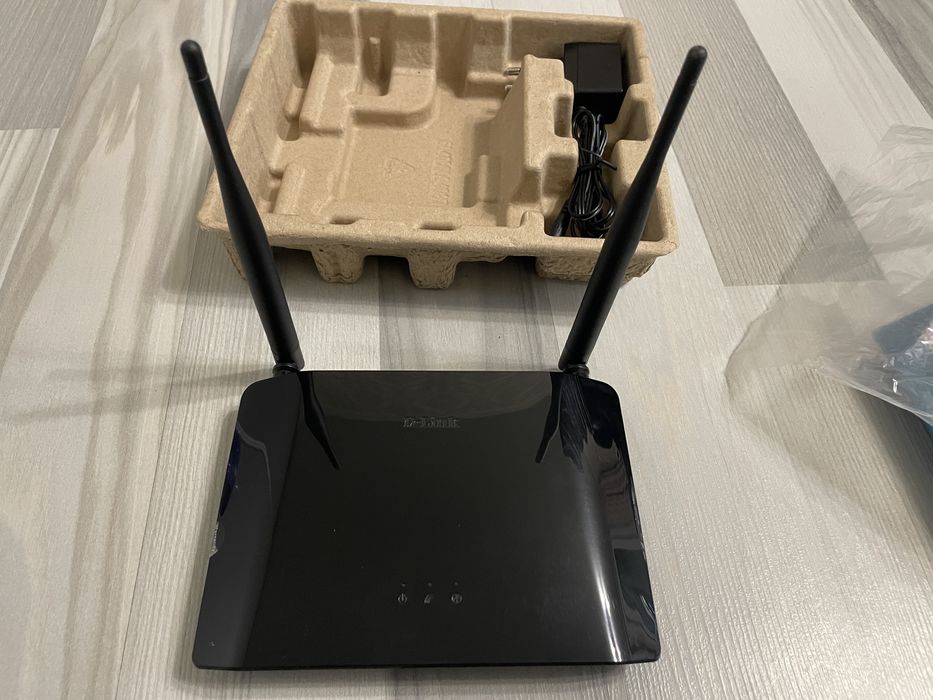 Продаю WI-FI роутер D-Link Model:DIR-615, Б/у