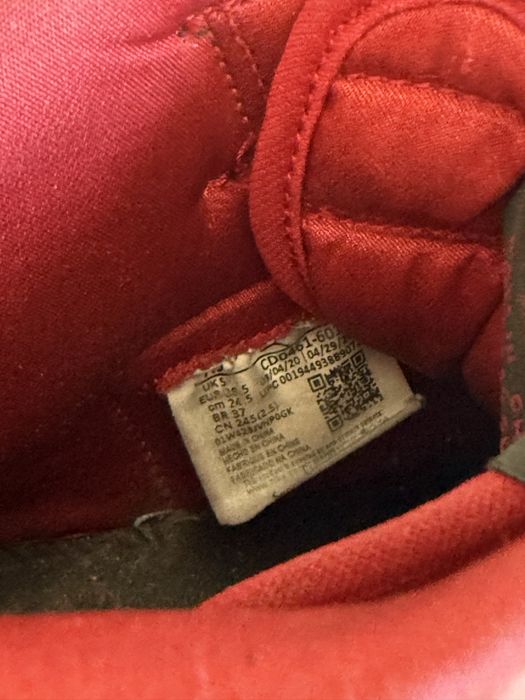 Air Jordan 1 Retro High Satin Snake Chicago