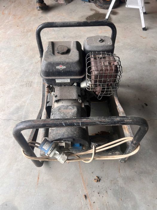 Generator XR2100 420CC