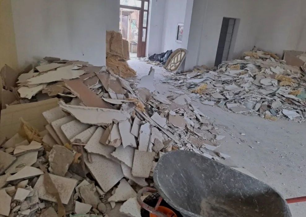 Debarasări – Demolări – Renovări Interioare RAPID și PROFESIONAL