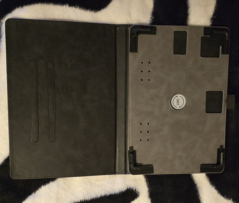 Универсален калъф за таблет от 10 до 13,3 инча