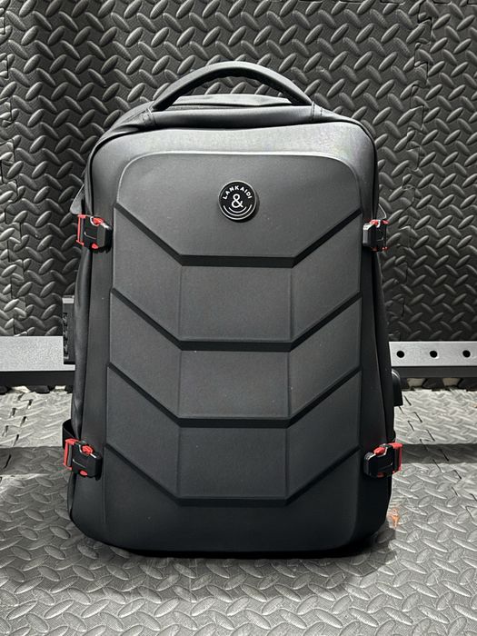 * Геймърска раница – за лаптоп и аксесоари *