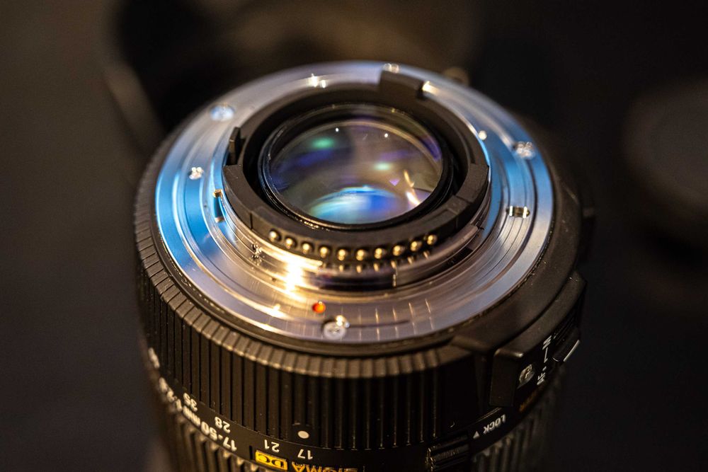 Обектив Sigma 17-50mm f2.8 EX DC OS за Nikon F-mount