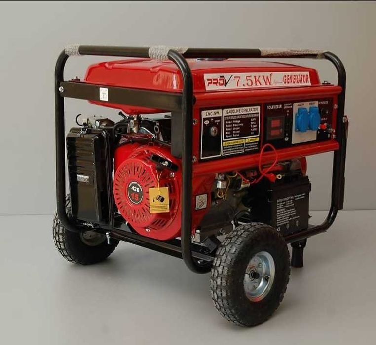 Бензинов Генератор за ток 7.5 KW с електро стартер и дисплей 220V
