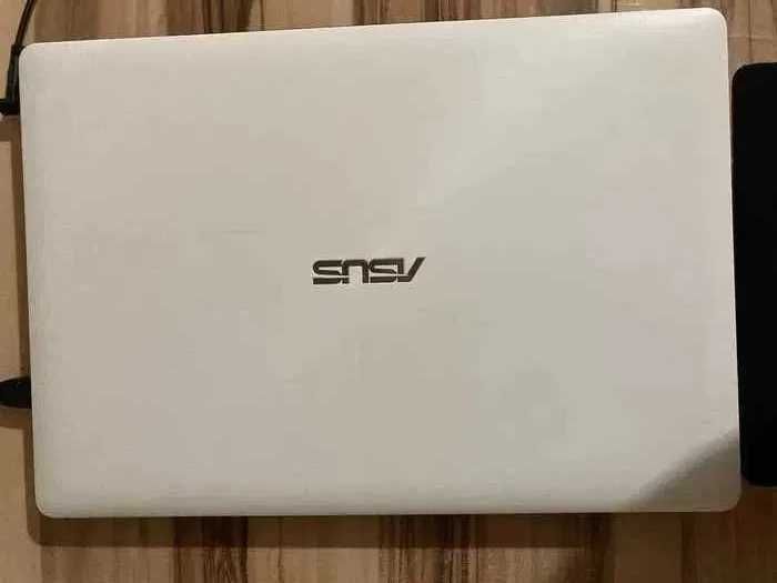 Лаптоп ASUS като нов