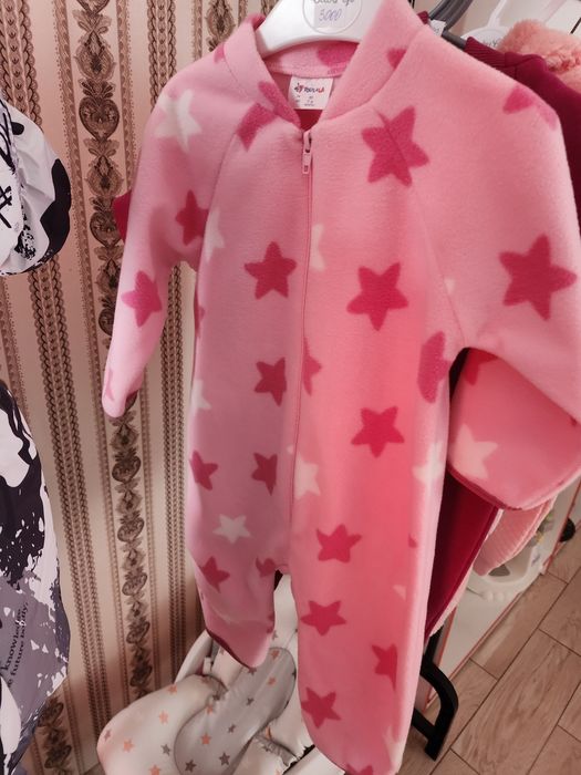 Продам детские вещи