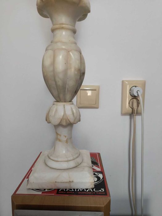 Мраморна лампа 57см