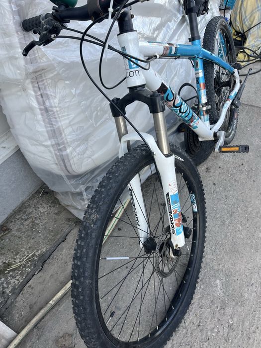 Vand Bicicleta MTB SCOTT , stare  f buna  functional si estetic