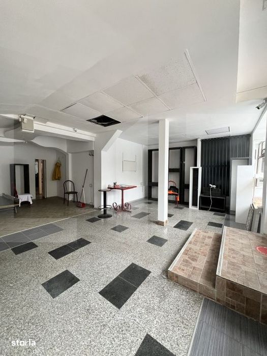 Spatiu comercial, 38.8 mp, zona Modern