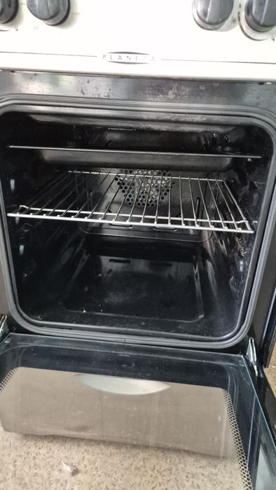 Продам газ плиту