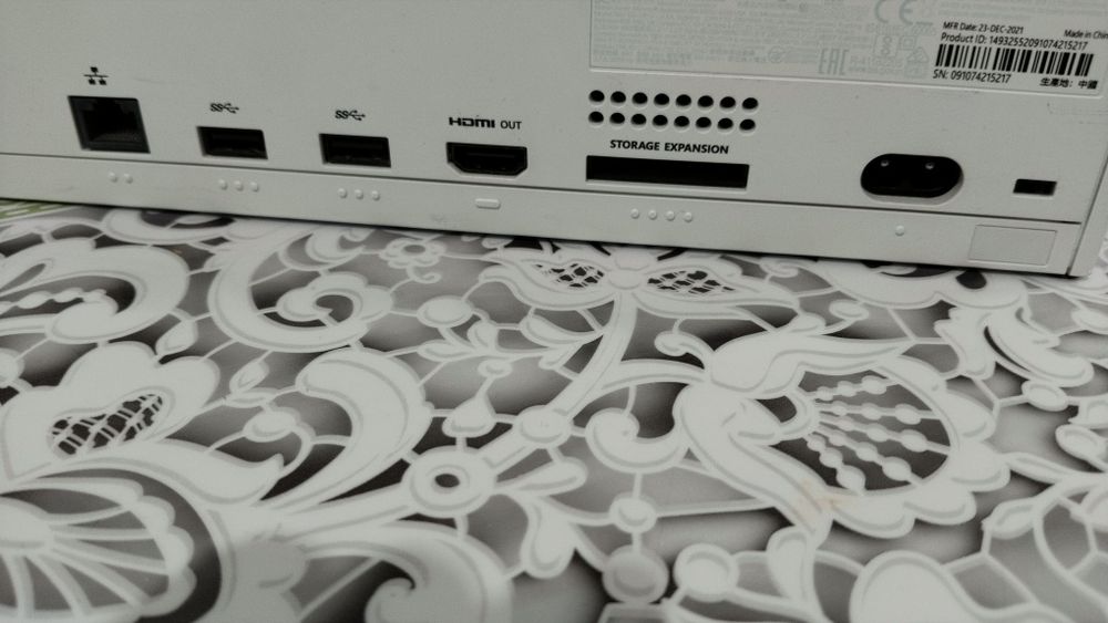 Xbox series s в отличном состоянии