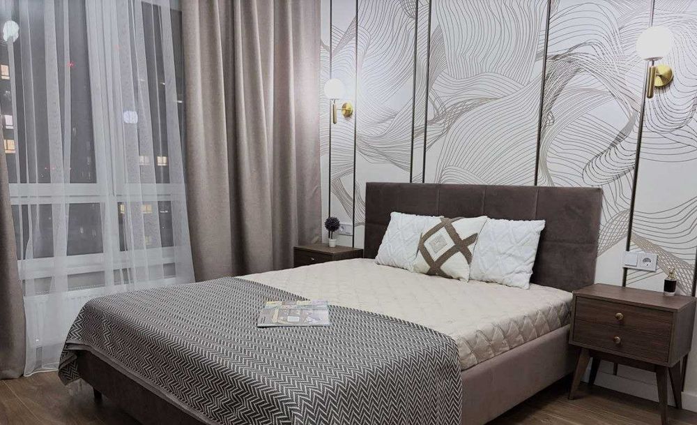 Сдается просторная 2-х комнатная квартира в центе, Айбек,  2/5/12. Р6