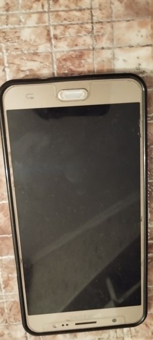 Samsung galaxy j7