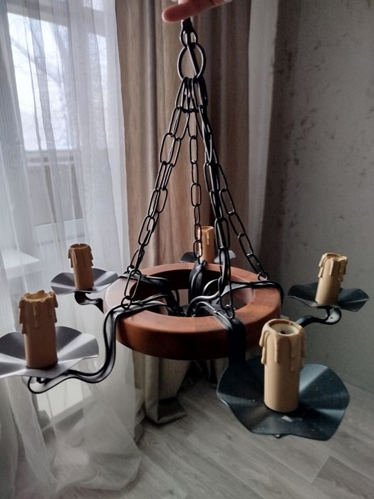 Люстра потолочная