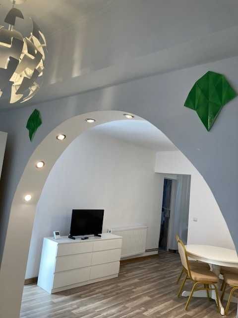 Închiriez apartament strada Victoriei /Pronto