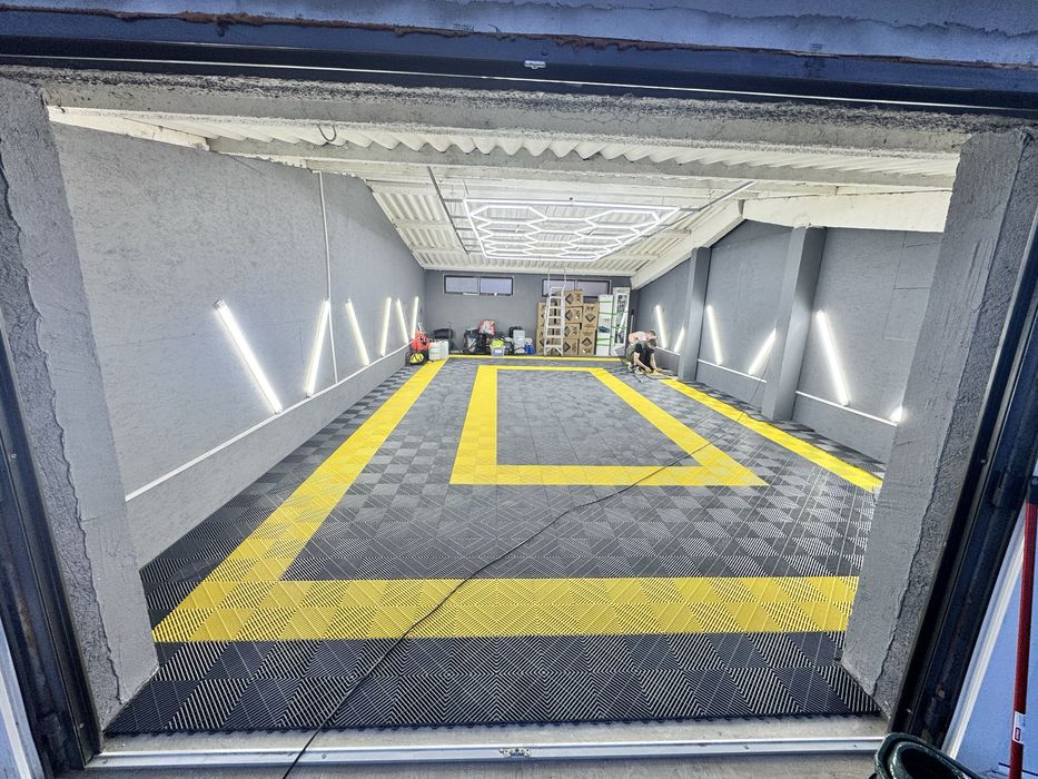 Închiriez garaj 2-3 masini